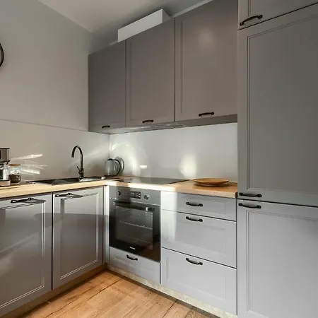Munn 4 Apartment *